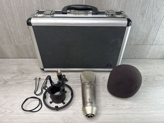 Behringer B-1 Large-diaphragm Condenser Mic (A1D032790)