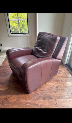 Genuine Leather Recliner Chair – Dark Brown – Excellent Condition