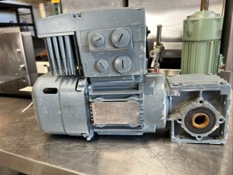 Sew Eurodrive WA20 DRS71S4BE05/MM03 Gearmotor