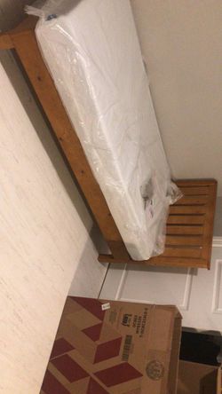 Complete twin bed set