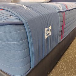 Queen Posturepedic Elite Brenham Medium