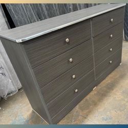 8 Drawer Dresser