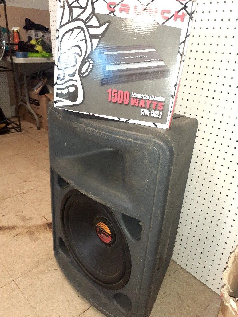 Starter Hard Hitting bass..15 And Amp Package