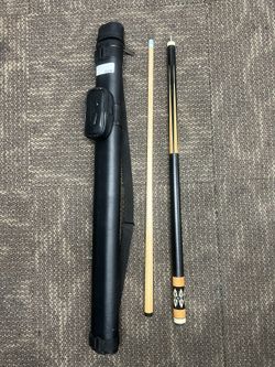 ENERGY POOL CUE W BAG SELLING FOR $119 