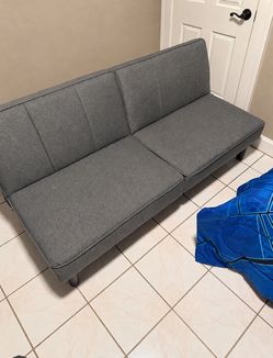 Couch that can turn into a little bed