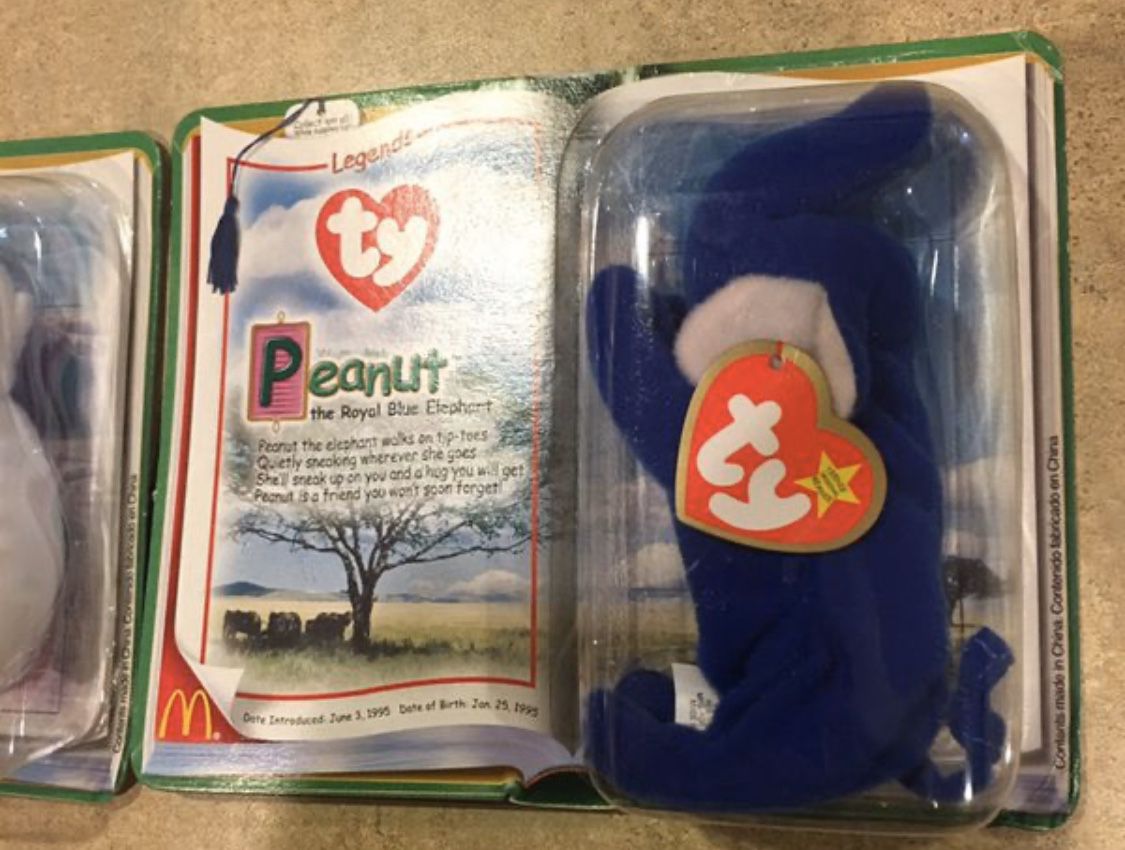 PEANUT(NAVY BLUE RETIRED) TY BEANIE BABY LEGEND EXCLUSIVELY MCDONALDS W/HARD CARD 1995 GRAIL RARE