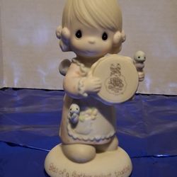 Precious Moments  "Birds Of A Feather Collect Together "