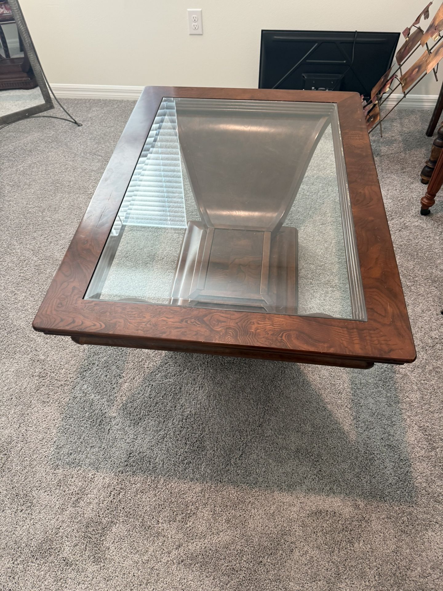  Coffee Table And 3 End Tables