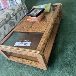 Coffee Tables And Side  Tables. 2 Sets ! 
