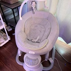 Graco Soothing Swing