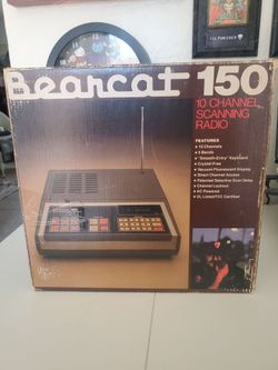 Vintage Electra Company Bearcat 150 10-channel, 5-band desktop scanning radio