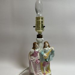 Vintage Porcelain Victorian Style Table Lamp