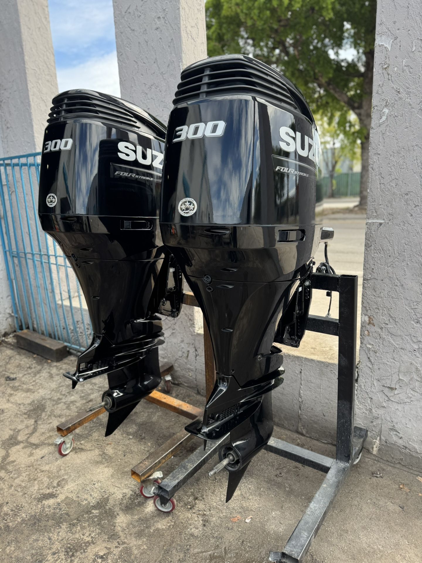Suzuki 300 Ap 02