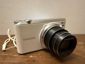 Samsung WB350F Digital camera White- Wi-Fi /touchscreen w/ 32GB SD