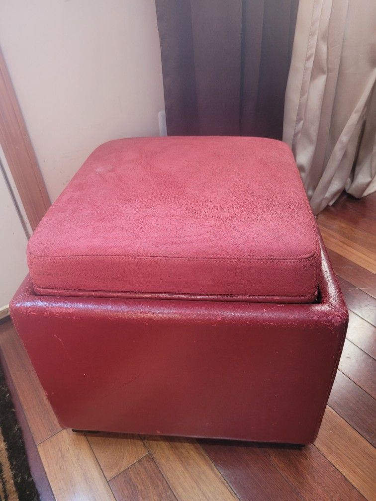 Ottoman With Tray And Storage