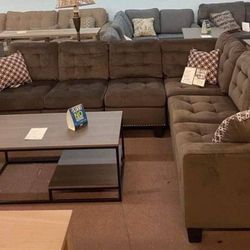 Lantana New Chocolate Reversible Sectional,Seccional, Couch/ Brown/ Delivery Available,  Financing Options 