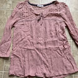 Ladies Small Taylor and Sage Top