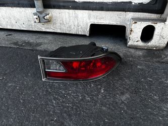 Lexus GX460 taillight