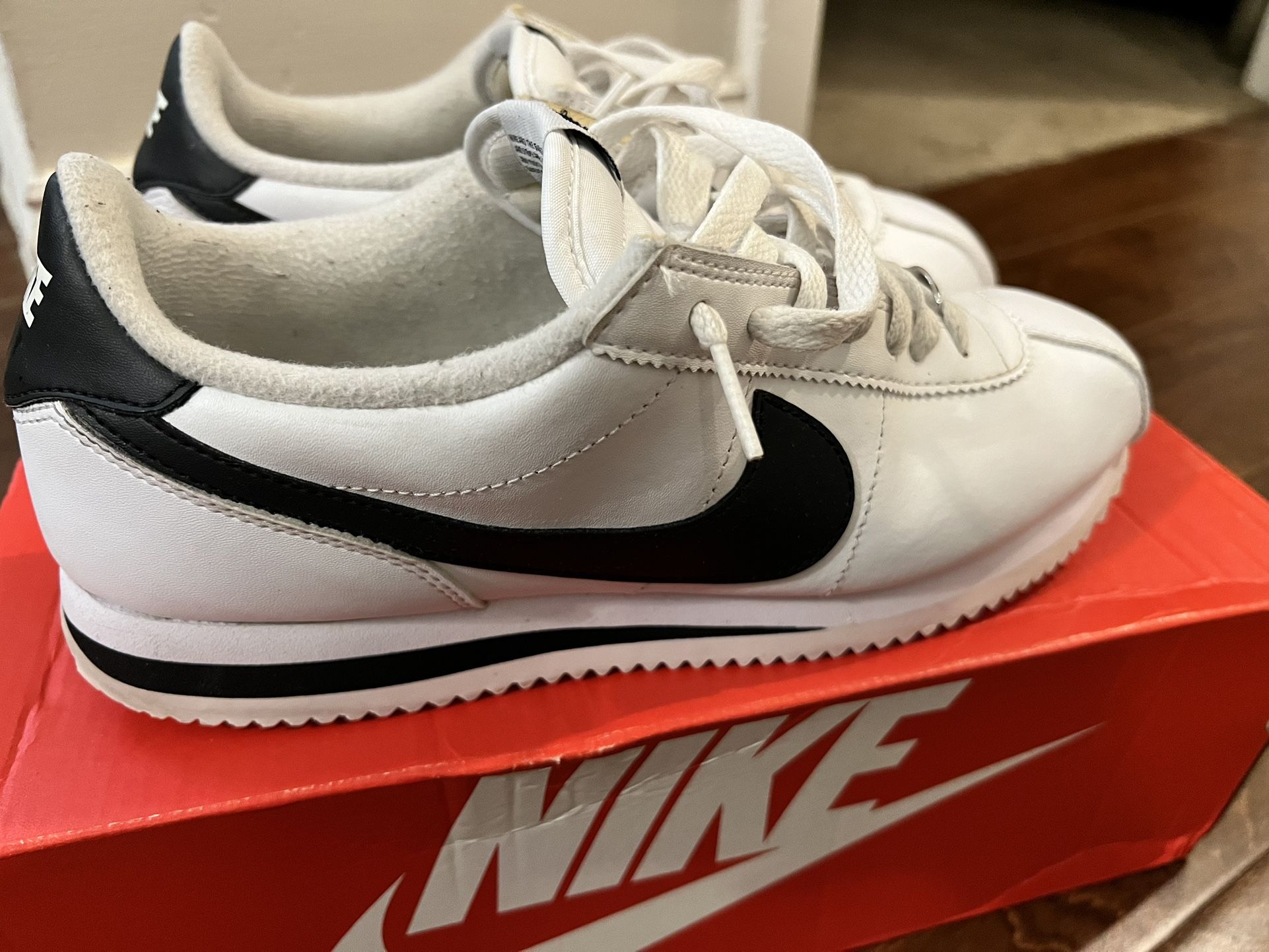 Nike Cortez Basic Leather White/black Mens Size 9