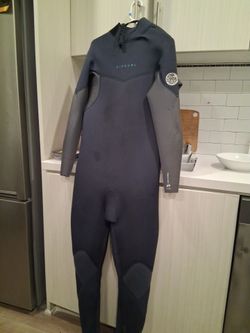 XL  rip curl  men's wetsuit