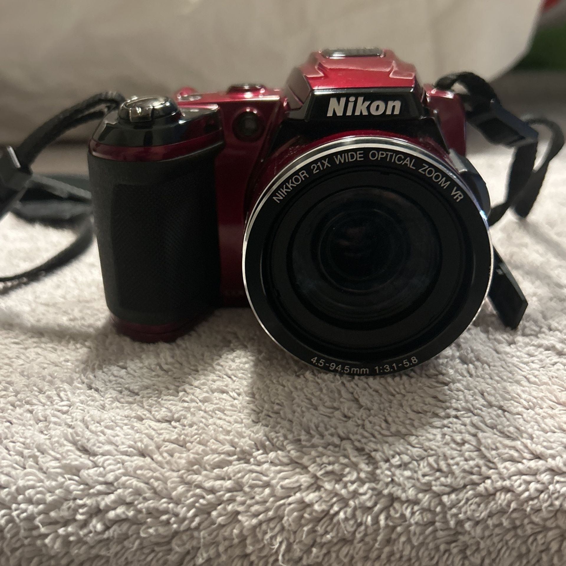 Nikon Coolpix L120 Digital Camera with 21x Zoom – Excellent Condition