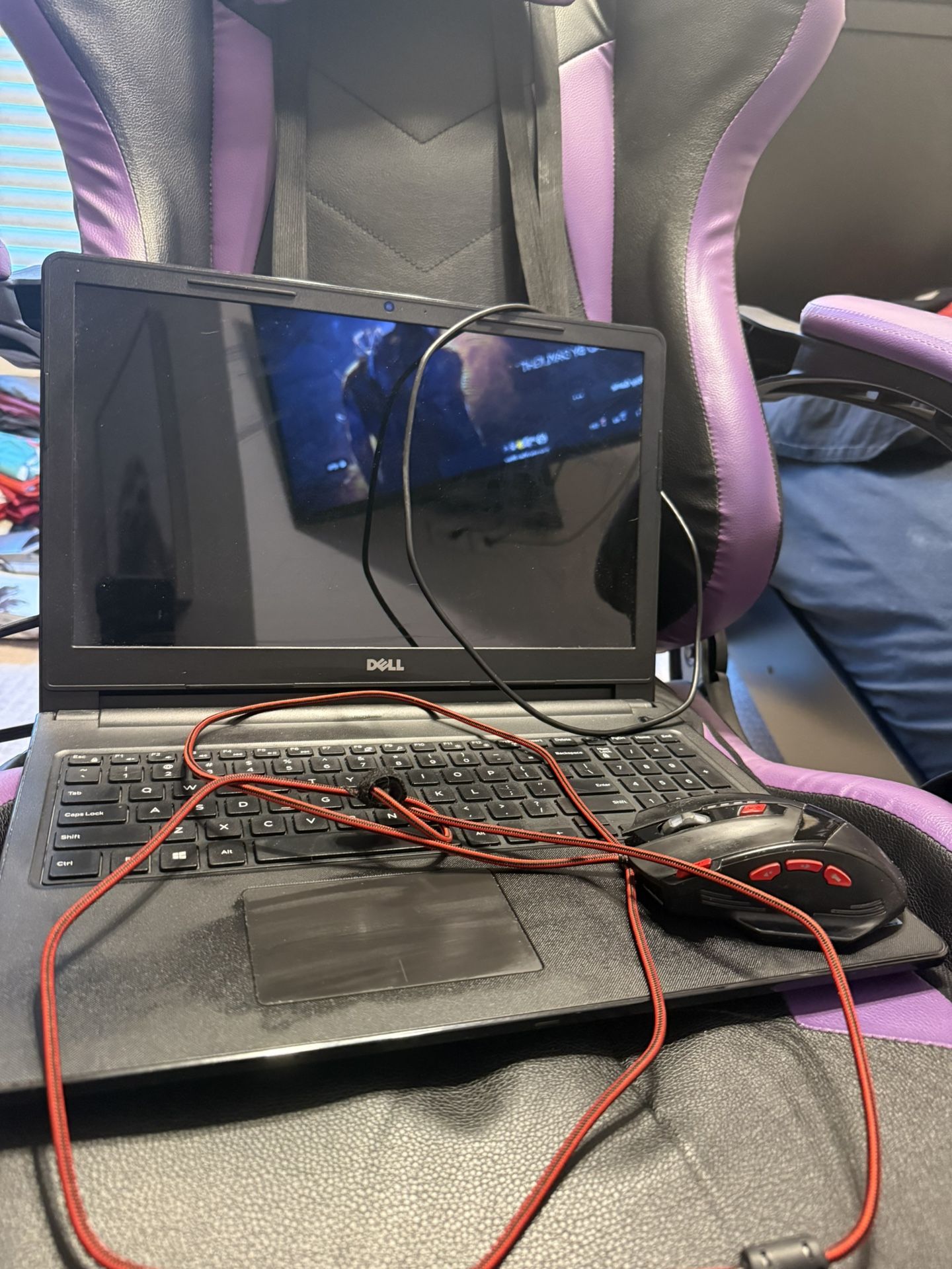 Dell Inspiron Laptop (DESCRIPTION)