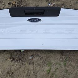 2017-2022 Ford F250 Tailgate Complete With Camera New Take Off.