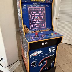 Arcade1up  - Play All The Best 80’s Classics - Arcade Hardware
