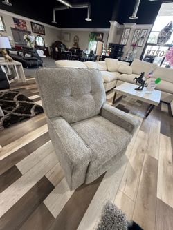 RECLINER