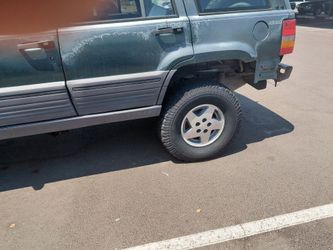 93 Grand Cherokee Laredo