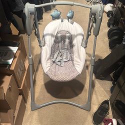 Graco Baby Swing
