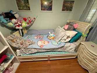 Twin Bed & Trundle