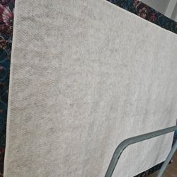 Used queen size box spring
25 dlls pickup only,
good conditions