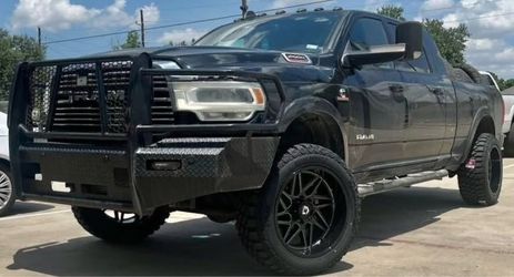 Set 22x12 Gear Off-road Tires 35x12.50R22 RT And 2.5 Leveling kit , RAM 2500
