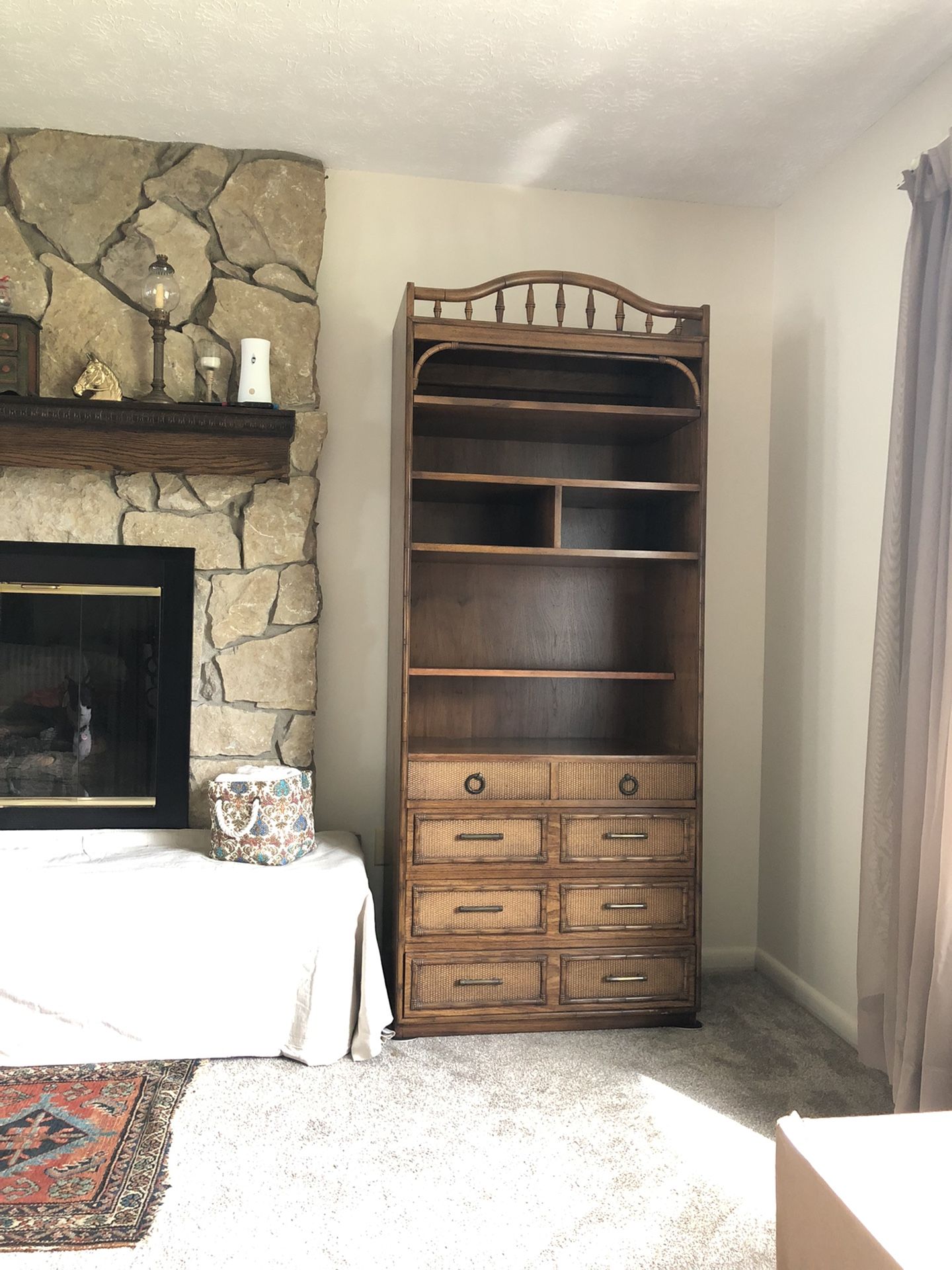 Wall unit / Dresser / Storage Organizer