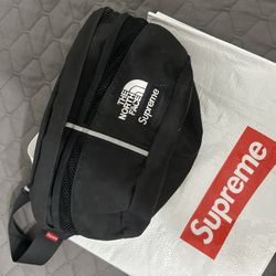 Supreme X The North Face Split Bag 