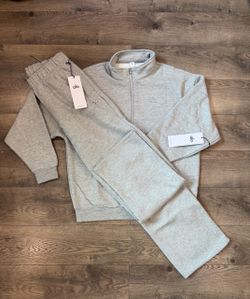 Alo Yoga Grey Sweatsuit Set with Tags