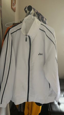 Men’s ASICS windbreaker size Large NEAR NEW