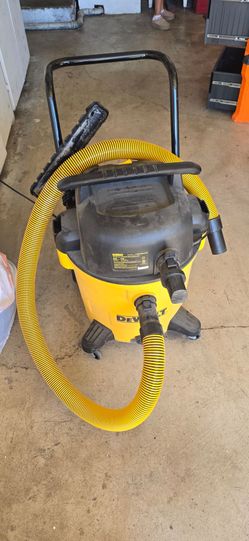 Dewalt 60 gallon shop vac