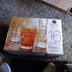Libby's 16 Piece Glass Set
