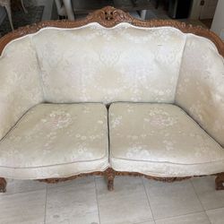 🛋️ Vintage French Victorian Style Settee  X 2– Ornate Wood Frame & Floral Damask