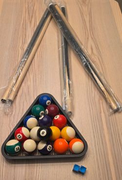 Pool/Billiards set