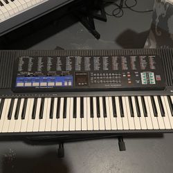 Casio Tonebank Ct-670 Keyboard