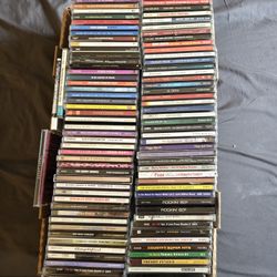 Over 80 CDs Variety Of Country Rock And Pop