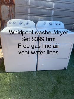 Whirlpool Washer And Gas Dryer Set