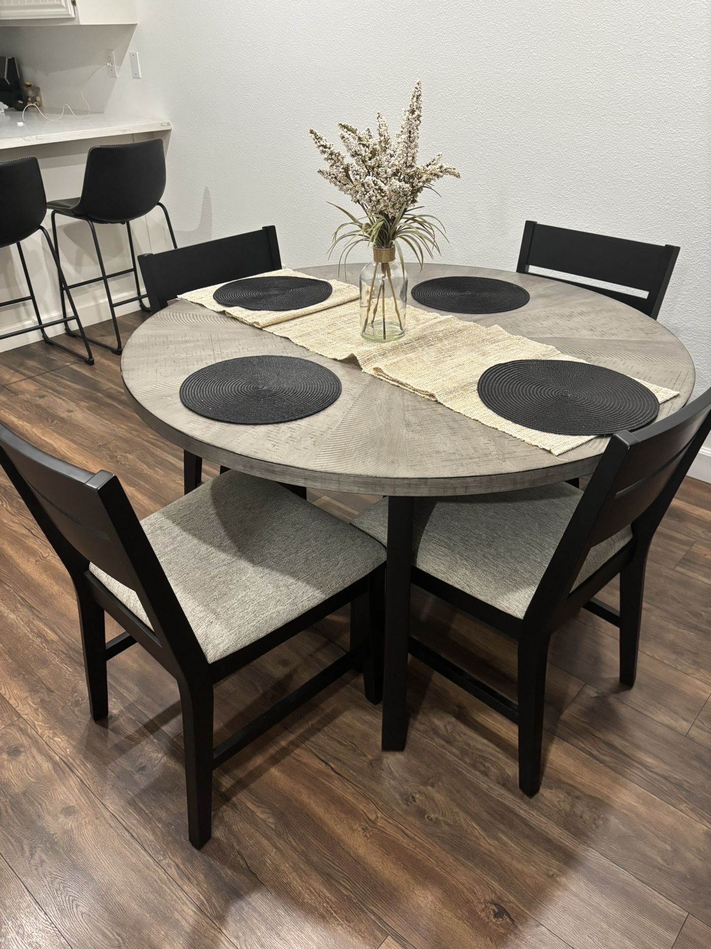 Matty Black 48" Round Kitchen Dining Table With 4 Dining chairs