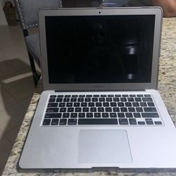 Macbook air 13 Inch