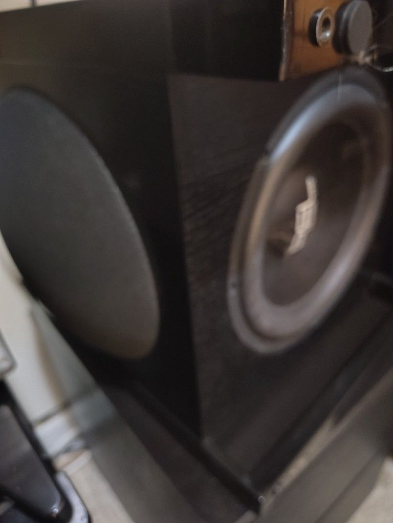 REL T1 Subwoofer
