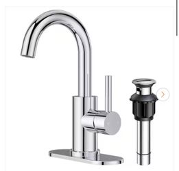 Single Hole Single-Handle Bathroom Faucet with drain with 360° Swivel Spout Bathroom Faucet in Polished Chrome