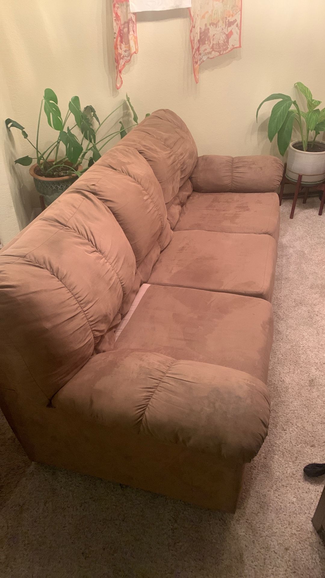 Free Couch, will need to be picked up